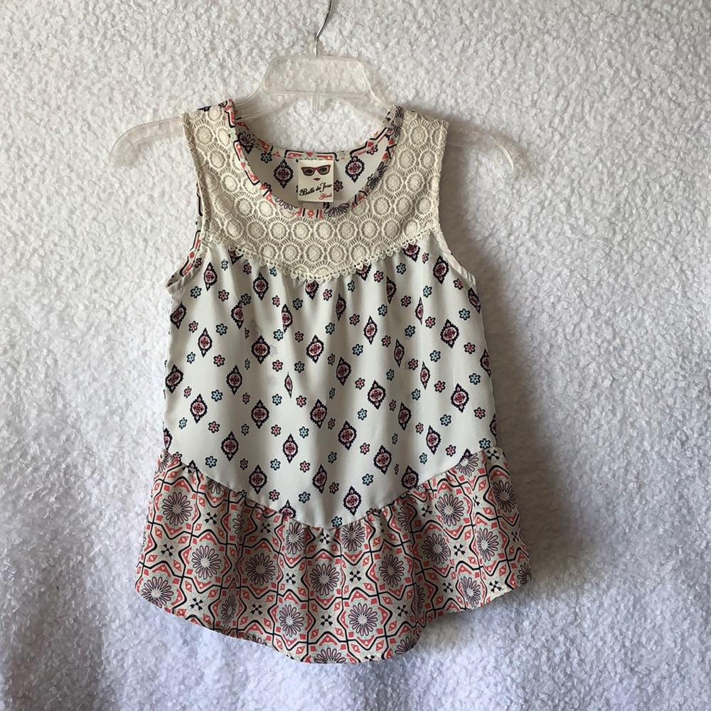 Girls size medium sleeveless dress shirt